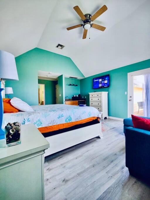 Sunny Delight - Sleeps 10 - Generous Space! Bolivar Peninsula Exterior photo