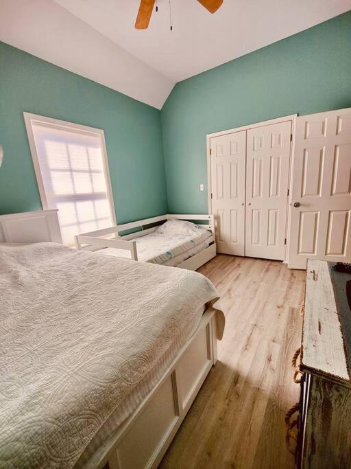 Sunny Delight - Sleeps 10 - Generous Space! Bolivar Peninsula Exterior photo